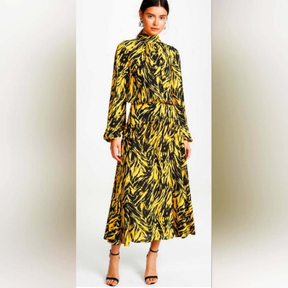 No. 21 Yellow Print Zebra Midi Dress 100% Rayon Size Medium